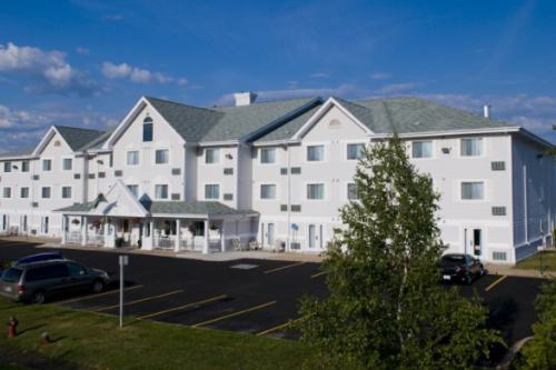 Travelodge Suites Moncton 001